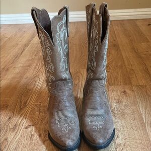 Justin Boots Brown Western Women's Shoes